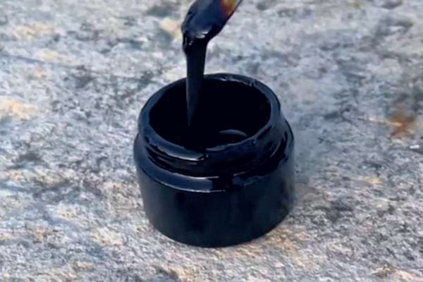 Shilajit Bienfaits Et Dangers Des Larmes De L Himalaya