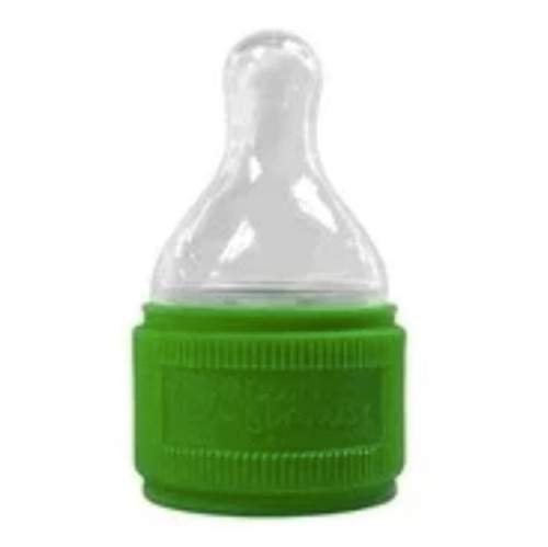 un adaptateur pour transformer les bouteilles en biberon facilement