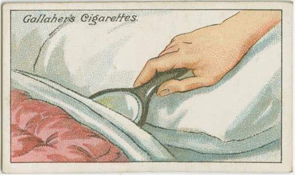 L'astuce d'autrefois qui marche encore aujourd'hui pour savoir si un lit est humide.