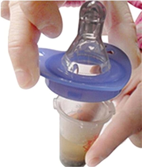 cette tétine permet de donner les médicaments facilement à bébé