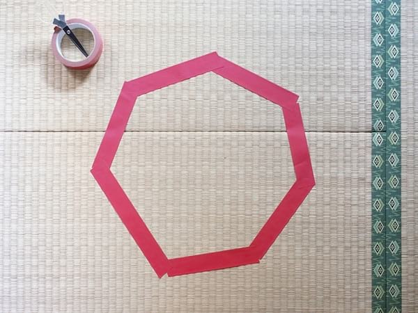 cercle-rouge-ruban-adhésif