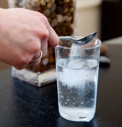 eau salée pour soulager mal gorge