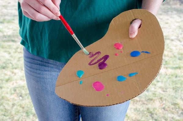 une palette en carton pour peindre