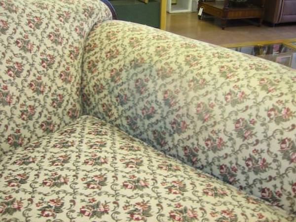 nettoyer tissu ameublement canapé