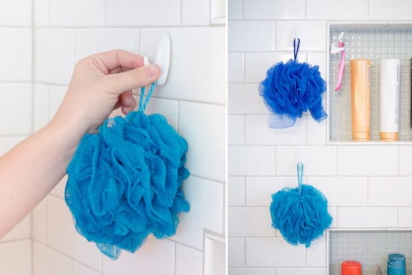 des crochets pour mettre les accessoires de douche