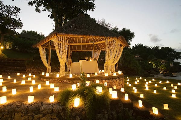 Astuces pour réduire frais de mariage : sortir des sentiers battus