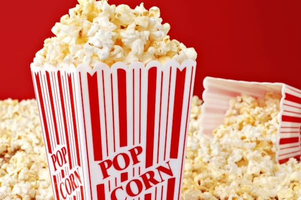 les chiens peuvent manger du pop corn non salé et sans beurre