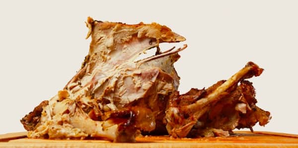 les chiens ne doivent pas manger d'os de dinde