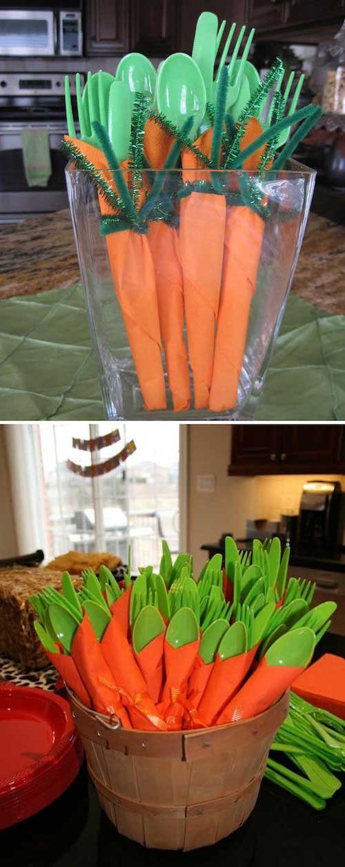 des couverts en plastique vert déguisés en carottes