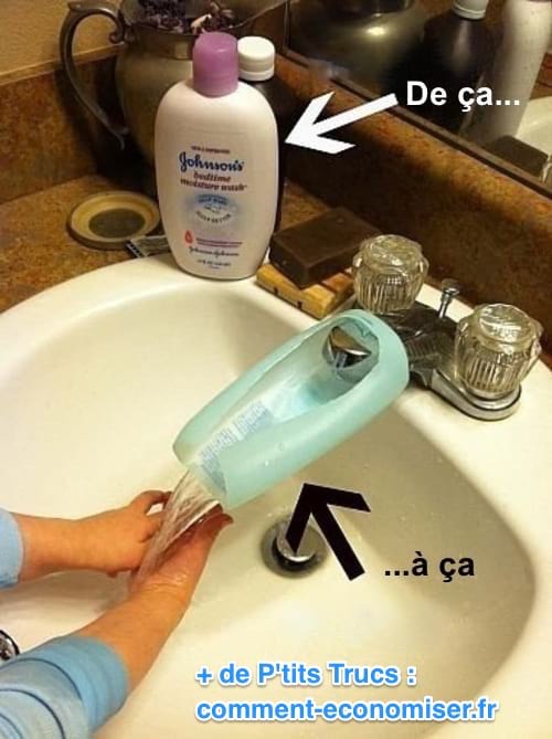 une bouteille de shampoing transformée en extension de robinet