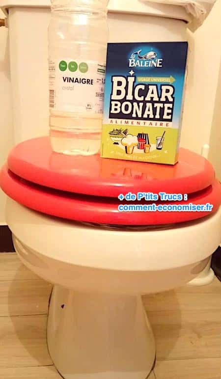 décrasser les wc facilement bicarbonate de soude vinaigre blanc
