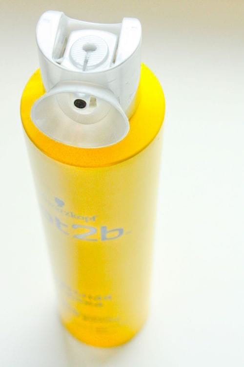 de la laque pour que le collant ne file plus