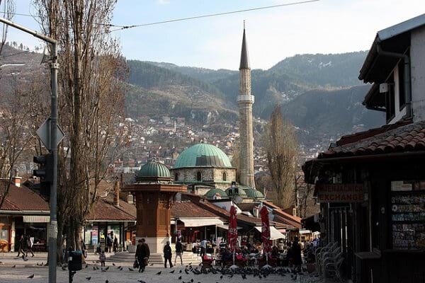 Sarajevo est une belle ville pas chère à découvrir