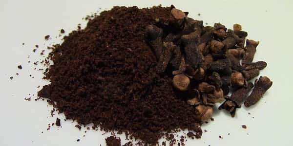 le clou de girofle soulage les maux de dents