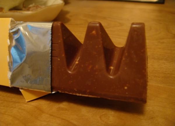 une barre de chocolat Toblerone