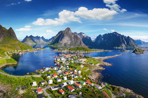 vue sur l'une des iles de Lofoten en Norvège