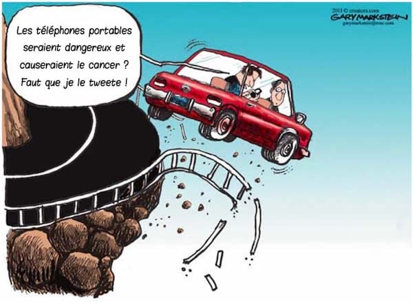 les smartphones sont dangereux en voiture