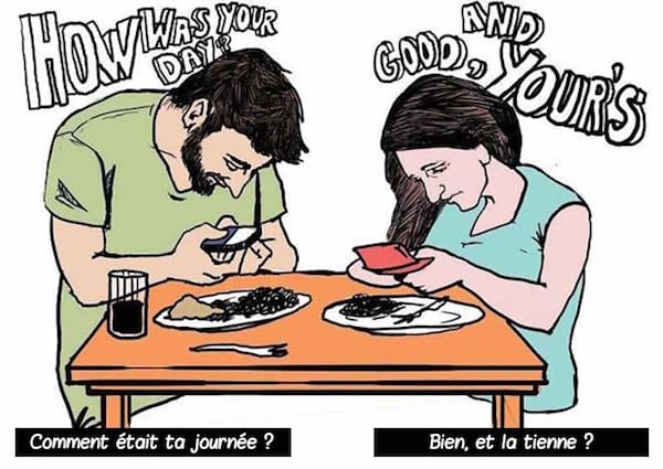 le smartphone au restaurant