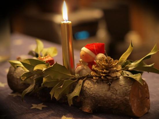 Table de Noël décorée