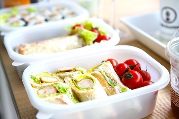 Comment faire des économies au quotidien : Emportez vos propres repas au travail !