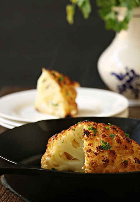 salez un peu le chou fleur rôti