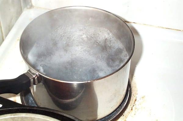 Une astuce de cuisine incontournable : ne mettez pas d'huile d'olive dans l’eau de cuisson des pâtes.