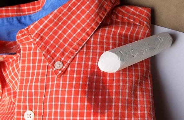 comment enlever des taches de graisse avec de la craie