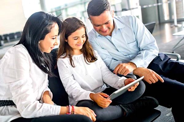 Même si vous voyagez en groupe, mieux vaut acheter vos billets un à la fois.