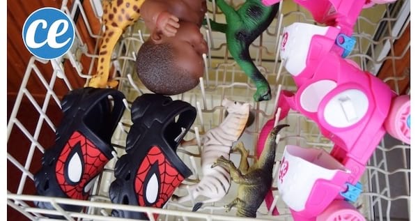 Lavez les jouets en plastique dans le lave-vaisselle