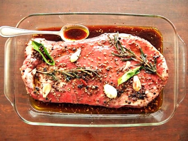 faire mariner la viande avant la cuisson au bbq