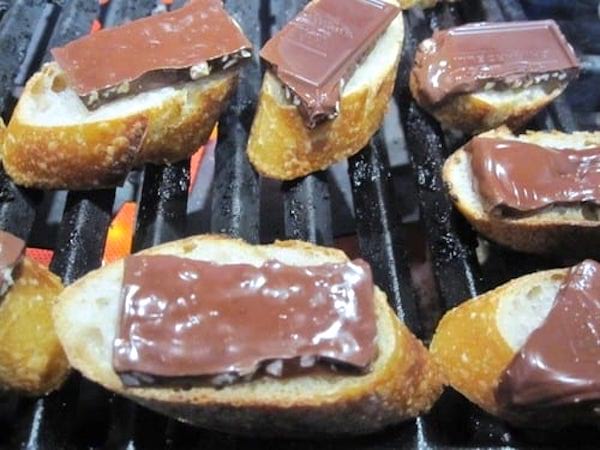 toast au chocolat au barbecue