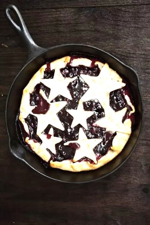 tarte aux myrtilles sur le barbecue