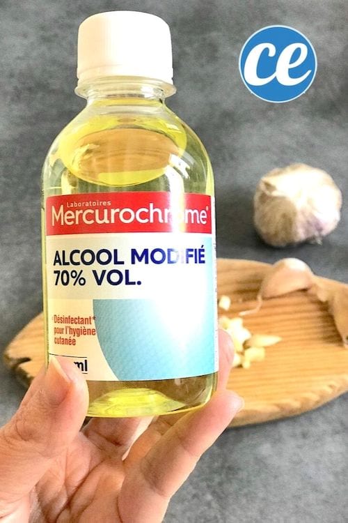 De l'alcool à 70° pour enlever l'odeur d'ail sur les mains