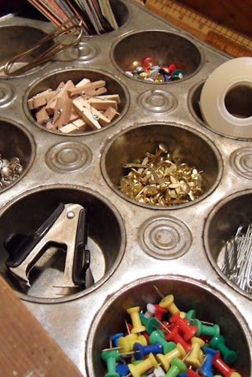 Moules à muffins qui sert de triage pour des petits objets 