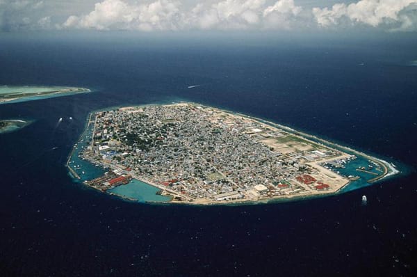 Grande île au Maldives 