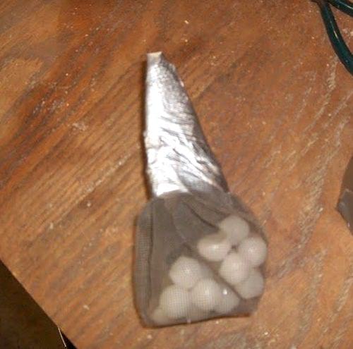 boules d naphtaline dans un collant