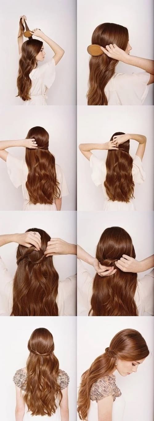 une jeune femme châtain montre comment attacher ses longs cheveux en les nouant à l'arrière