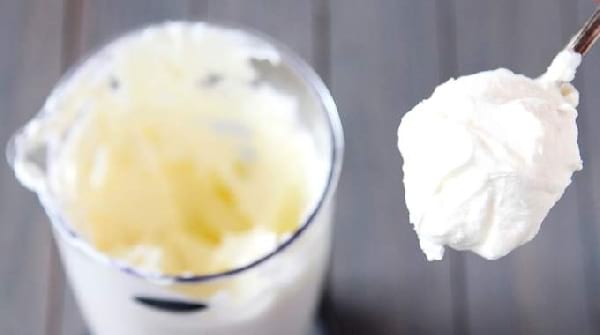 La Recette de Crème Fouettée Maison en 30 Sec Chrono !