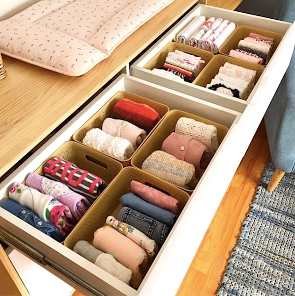 Marie Kondo Sa Méthode de Rangement en 1 Seul Guide.