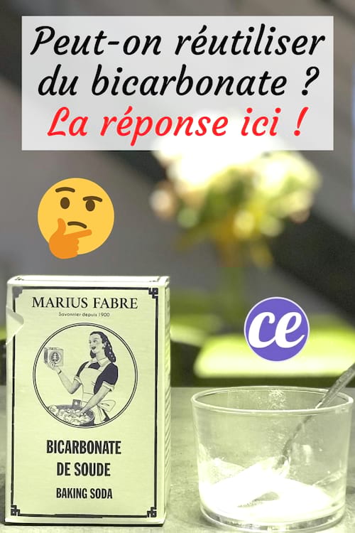Un paquet de bicarbonate de soude avec du bicarbonate utilisé dans une coupelle avec un texte : peut-on réutiliser du bicarbonate