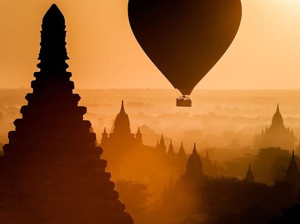 Levée du soleil à Myanmar