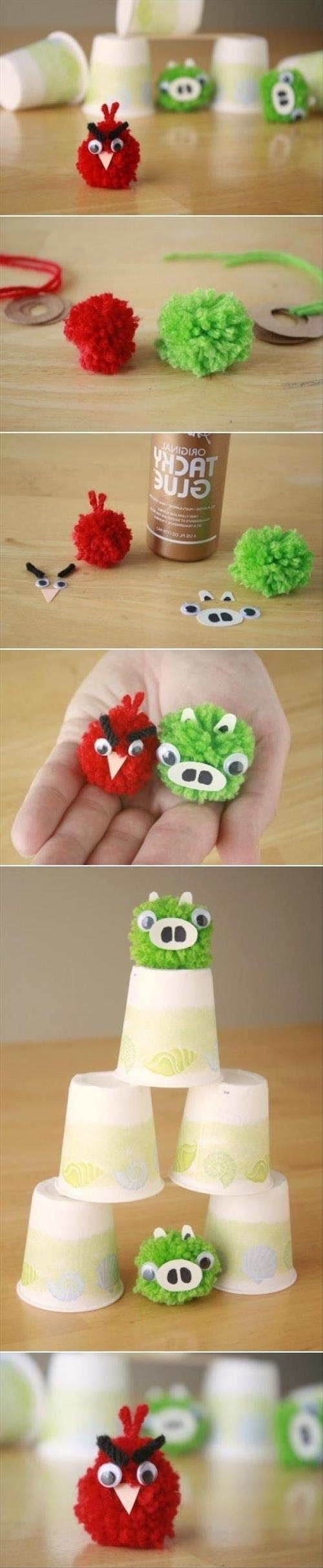Angry birds en laine sur plusieurs gobelets 