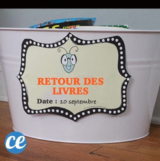 Une boite pour le retour des livres à la bibliothèque