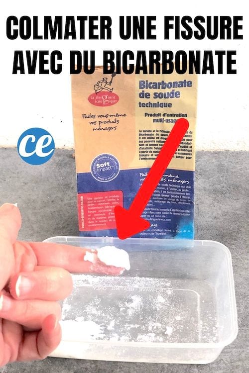 Du bicarbonate de soude mélangé à de la colle pour colmater une fissure dans un mur
