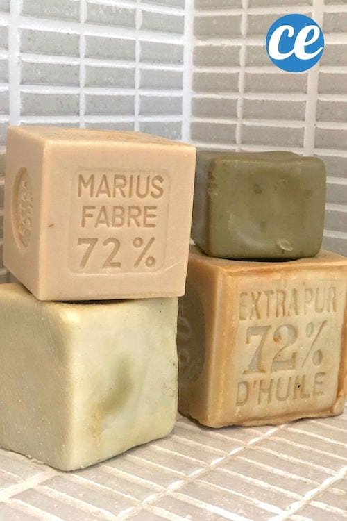 Plusieurs blocs de savons de Marseille