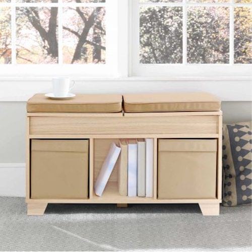 Deux siège de fenêtre à votre chambre