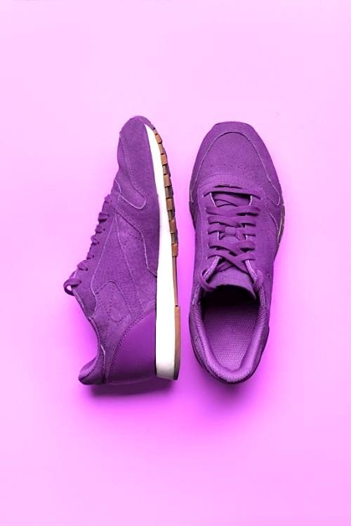 Prenez vos chaussures de sport et allez faire une promenade pour soulager les maux de t&ecirc;te.