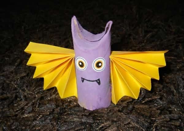 vampire violet fabriqué en carton