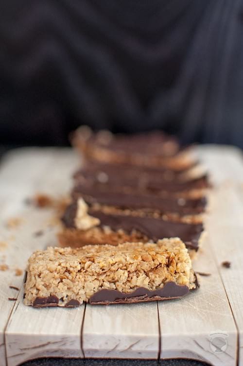 des barres de céréales au chocolat faite maison au micro-ondes