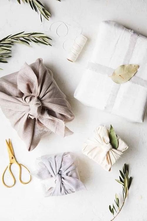 Emballage cadeaux avec du tissu